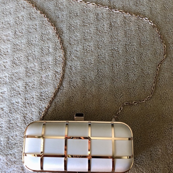 Handbag - Picture 3 of 3